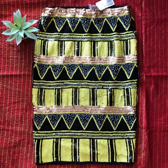 Forever 21 Dresses & Skirts - NWT Forever 21 beaded and sequined skirt, size M
